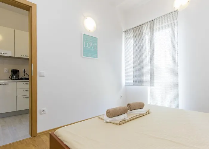 アパート Zoran *